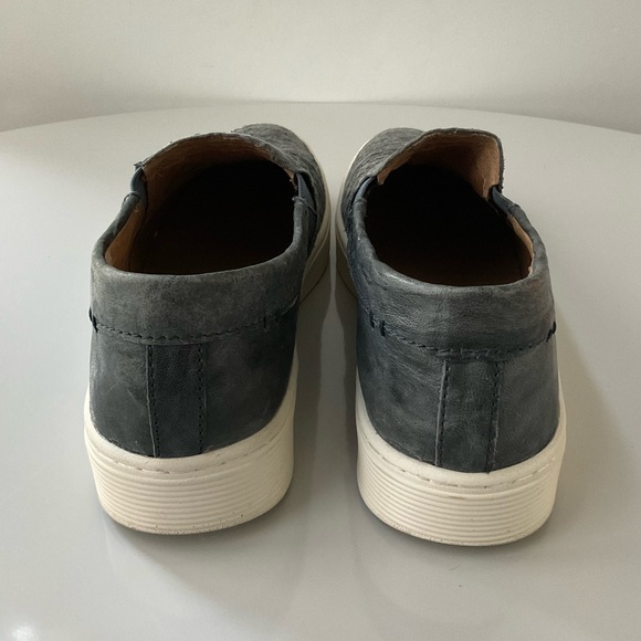 Sofft, size 10, leather slip-on, EUC - Picture 2 of 6
